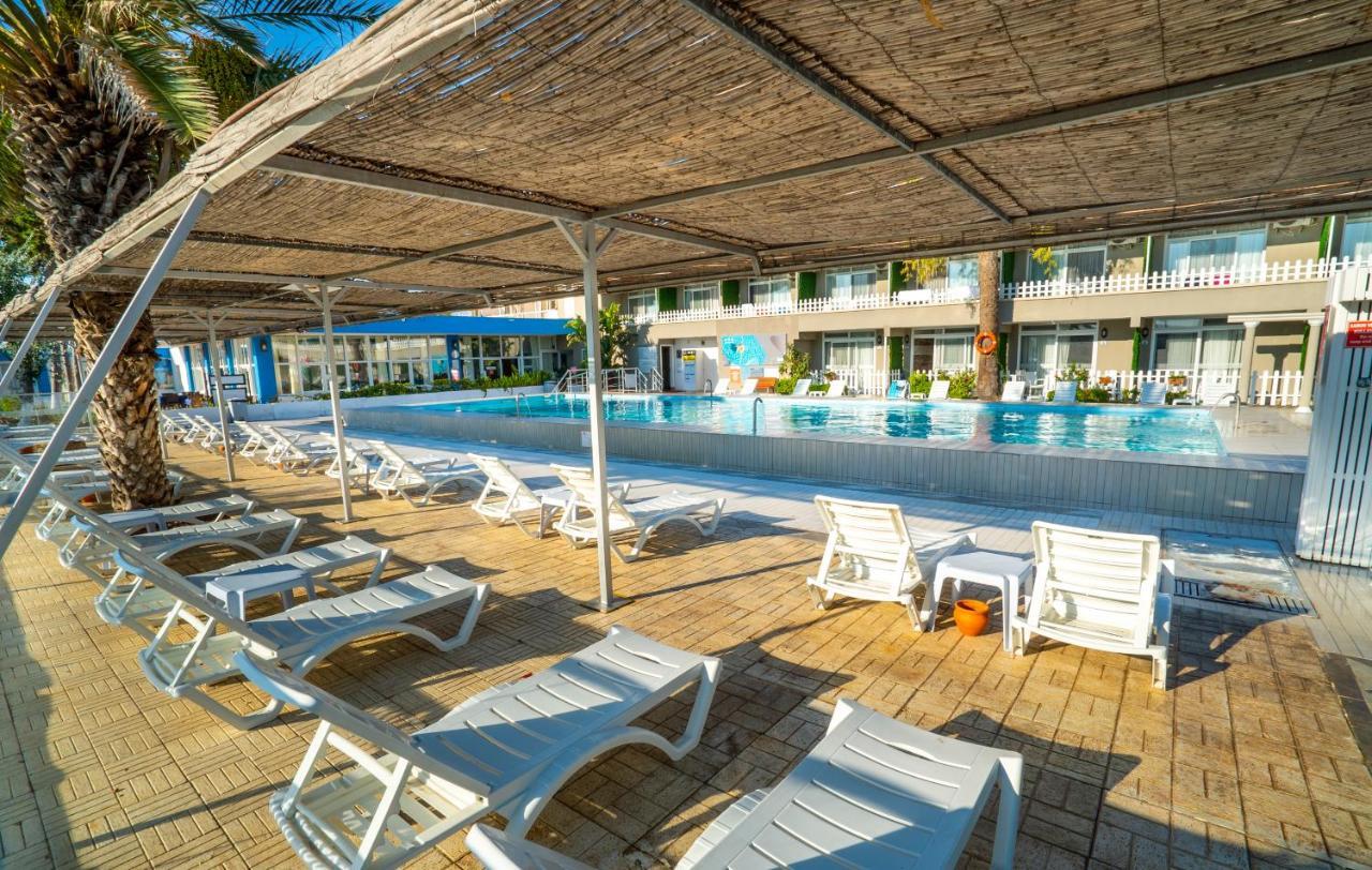 Sifne Thermal Otel Cesme Bagian luar foto