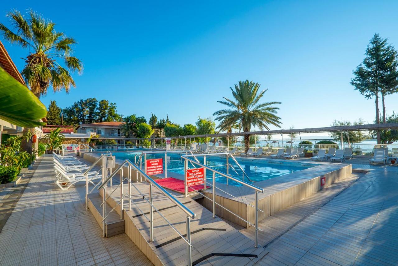 Sifne Thermal Otel Cesme Bagian luar foto